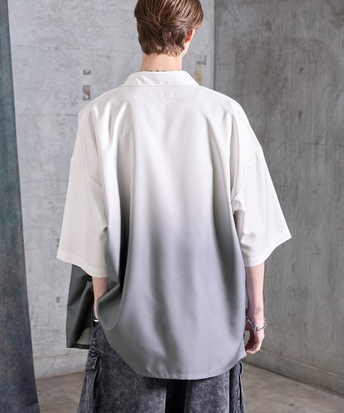SERACE(セラス)の「【SERACE】Loose drape gradation short sleeve shirt / ルーズドレープグラデーション半袖シャツ/ 接触冷感(シャツ/ブラウス・メンズ・ブラック/ブルー/ホワイト・L/M/S)」の6枚目の写真