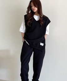 Bifrost（ビフレスト）の「【セットアップ】スウェットVネックベスト&パンツ 上下２点セット（セットアップ）」