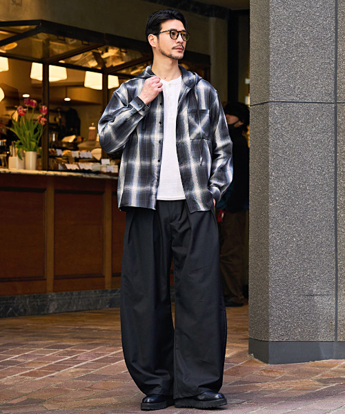 CavariA（キャバリア）の「『CavariA/キャバリア』先染めフードシャツ（シャツ/ブラウス・メンズ・ブラック/ホワイト/ブルー・M/L）」の9枚目の写真