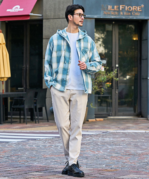 CavariA（キャバリア）の「『CavariA/キャバリア』先染めフードシャツ（シャツ/ブラウス・メンズ・ブラック/ホワイト/ブルー・M/L）」の12枚目の写真