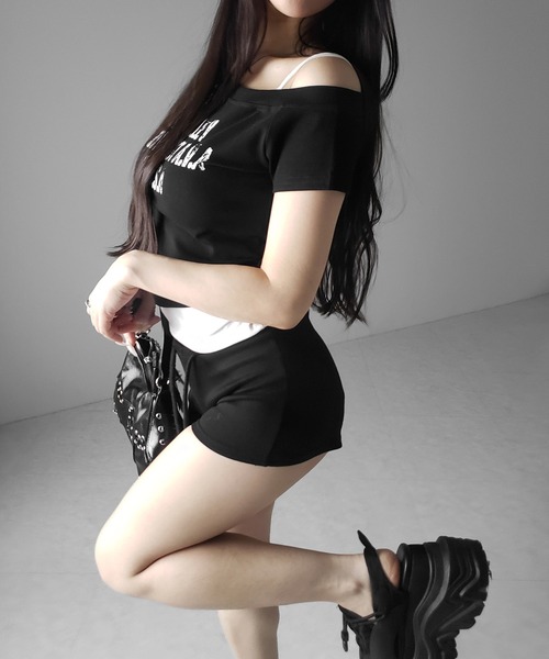 me+em select(ミームセレクト)の「【 2color 】ヴィンテージロゴワンショルレイヤードTシャツ / vintage logo one-shoulder layered T-shirt ※※(Tシャツ/カットソー・レディース・ブラック/ホワイト・FREE)」の15枚目の写真