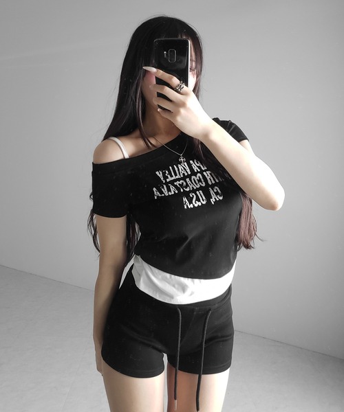me+em select(ミームセレクト)の「【 2color 】ヴィンテージロゴワンショルレイヤードTシャツ / vintage logo one-shoulder layered T-shirt ※※(Tシャツ/カットソー・レディース・ブラック/ホワイト・FREE)」の17枚目の写真