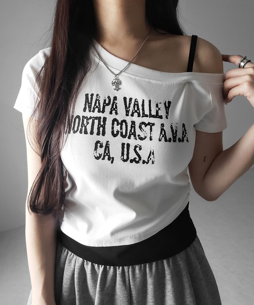 me+em select(ミームセレクト)の「【 2color 】ヴィンテージロゴワンショルレイヤードTシャツ / vintage logo one-shoulder layered T-shirt ※※(Tシャツ/カットソー・レディース・ブラック/ホワイト・FREE)」の21枚目の写真