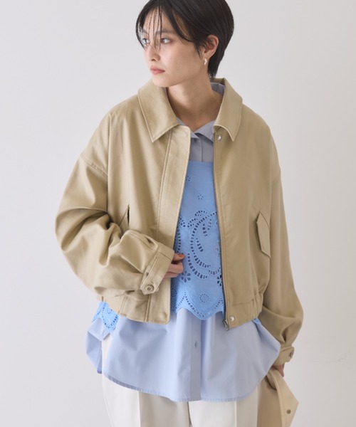AMERICAN HOLIC（アメリカンホリック）の「襟付きショート丈ブルゾン（ブルゾン・レディース・ベージュ/ライトカーキ・FREE）」の2枚目の写真
