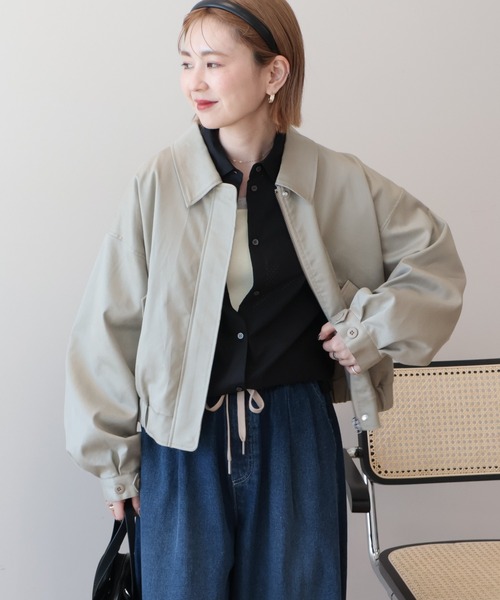 AMERICAN HOLIC（アメリカンホリック）の「襟付きショート丈ブルゾン（ブルゾン・レディース・ベージュ/ライトカーキ・FREE）」の4枚目の写真