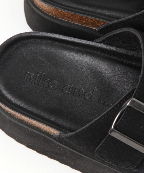niko and...（ニコアンド）の「Wベルトサンダル（サンダル・レディース・ブラウン/アイボリー/ブラック・MEDIUM/SMALL/LARGE）」の19枚目の写真