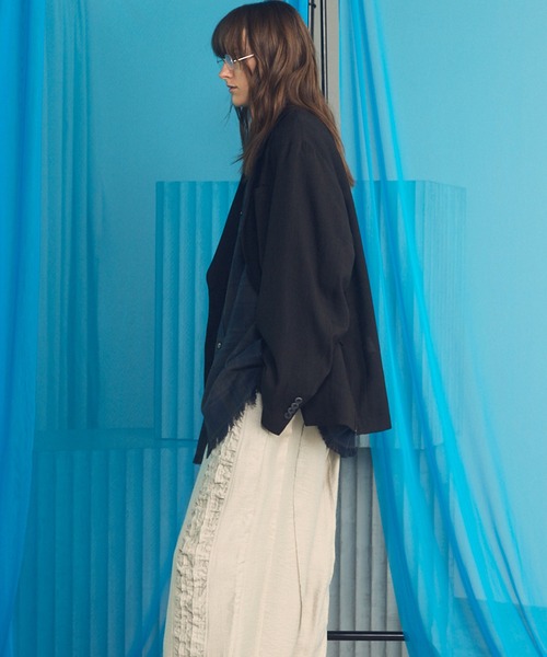 MAISON SPECIAL(メゾンスペシャル)の「《UNISEX》Triacetate Prime-Over 2B Tailored Jacket/トリアセテートプライムオーバー2Bテーラードジャケット【MAISON SPECIAL/メゾンスペシャル】■セットアップ対応■(テーラードジャケット・メンズ・ブルー/チャコールグレー/グレイッシュベージュ/ブラック・2/1/0)」の13枚目の写真