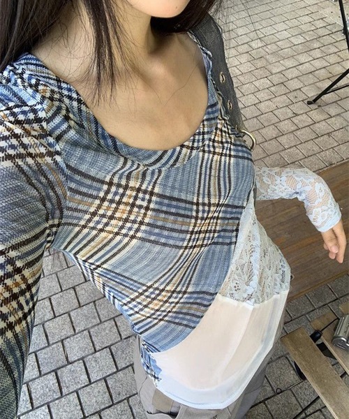 AsheKsha（アシクシャ）の「Y2Kスタイルのレース柄スリムフィット長袖（Tシャツ/カットソー・レディース・ブルー・F）」の14枚目の写真