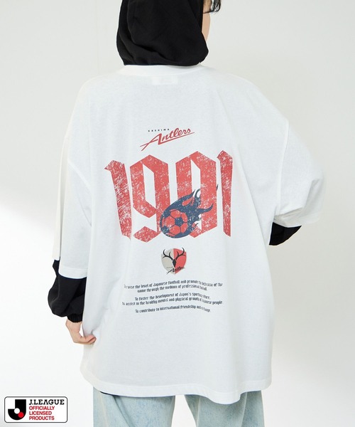 Mac-House(マックハウス)の「J.LEAGUE【鹿島アントラーズ/ KASHIMA ANTLERS】サポーターズデザインTシャツ Jリーグ(Tシャツ/カットソー・レディース・チャコールグレー/ホワイト・M/L)」の1枚目の写真