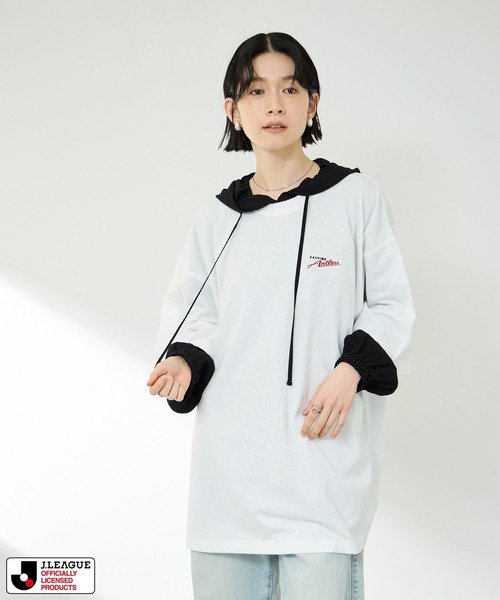 Mac-House(マックハウス)の「J.LEAGUE【鹿島アントラーズ/ KASHIMA ANTLERS】サポーターズデザインTシャツ Jリーグ(Tシャツ/カットソー・レディース・チャコールグレー/ホワイト・M/L)」の3枚目の写真