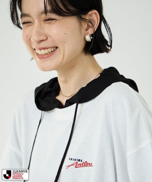 Mac-House(マックハウス)の「J.LEAGUE【鹿島アントラーズ/ KASHIMA ANTLERS】サポーターズデザインTシャツ Jリーグ(Tシャツ/カットソー・レディース・チャコールグレー/ホワイト・M/L)」の4枚目の写真