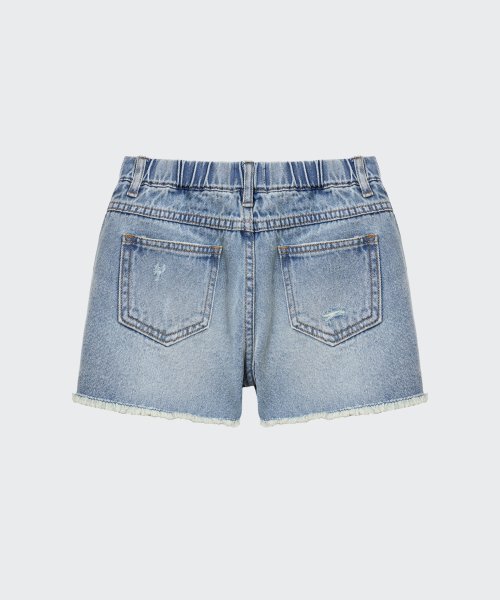 MUSINSA STANDARD KIDS（ムシンサスタンダードキッズ）の「カットオフデニムミニショーツ[ライトインディゴ]（その他パンツ・レディース・その他・110/120/130/140/150/160）」の4枚目の写真