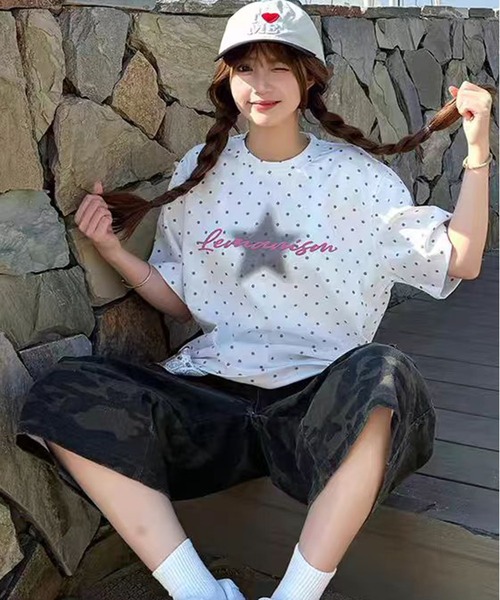 AsheKsha(アシクシャ)の「キュートでクールなドット柄のルーズフィット半袖Tシャツ(Tシャツ/カットソー・レディース・ホワイト・M)」の9枚目の写真