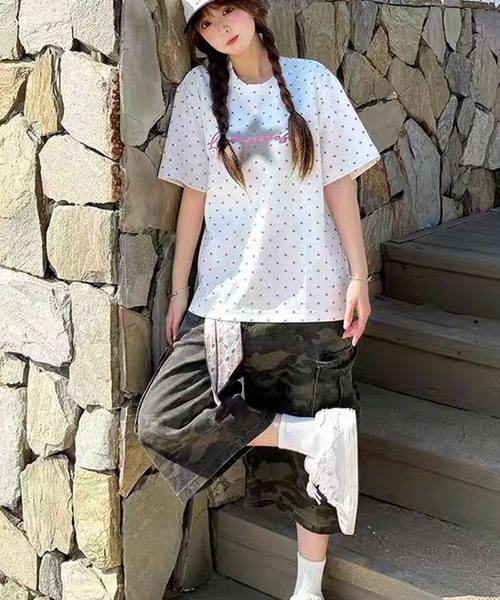 AsheKsha(アシクシャ)の「キュートでクールなドット柄のルーズフィット半袖Tシャツ(Tシャツ/カットソー・レディース・ホワイト・M)」の6枚目の写真