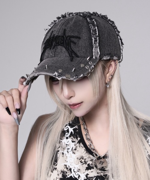 REFLEM(レフレム)の「『REFLEM/レフレム』スタッズ付きダメージデニムCAP(キャップ・レディース・グレー/ブラック・FREE)」の13枚目の写真