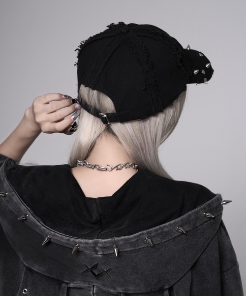 REFLEM(レフレム)の「『REFLEM/レフレム』スタッズ付きダメージデニムCAP(キャップ・レディース・グレー/ブラック・FREE)」の7枚目の写真