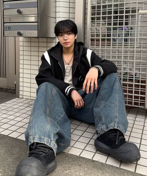 CARGOBROS（カーゴブロス）の「カーブラインウォッシングデニムパンツ(ブルー)（デニムパンツ・メンズ・その他・SMALL/MEDIUM/LARGE）」の2枚目の写真