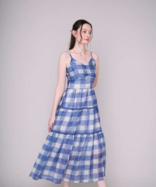 MISCH MASCH(ミッシュマッシュ)の「2026春夏新作 チェック柄ティアードキャミワンピース(ワンピース・レディース・ベージュ/ブルー・フリ-)」の13枚目の写真