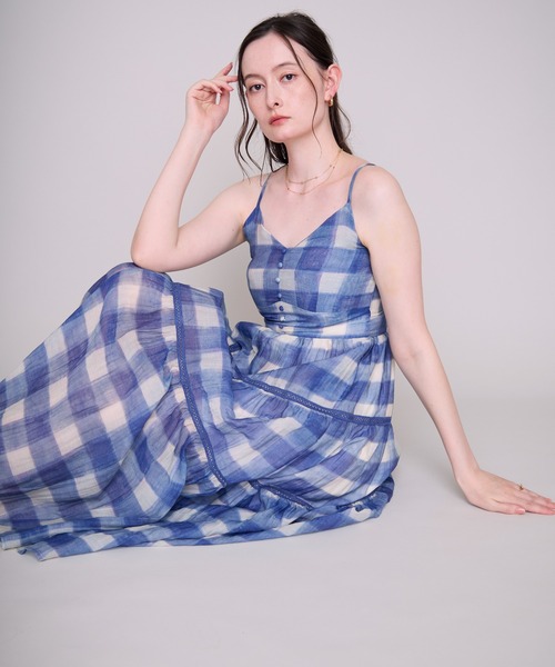 MISCH MASCH(ミッシュマッシュ)の「2026春夏新作 チェック柄ティアードキャミワンピース(ワンピース・レディース・ベージュ/ブルー・フリ-)」の21枚目の写真