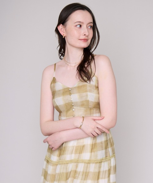MISCH MASCH(ミッシュマッシュ)の「2026春夏新作 チェック柄ティアードキャミワンピース(ワンピース・レディース・ベージュ/ブルー・フリ-)」の22枚目の写真