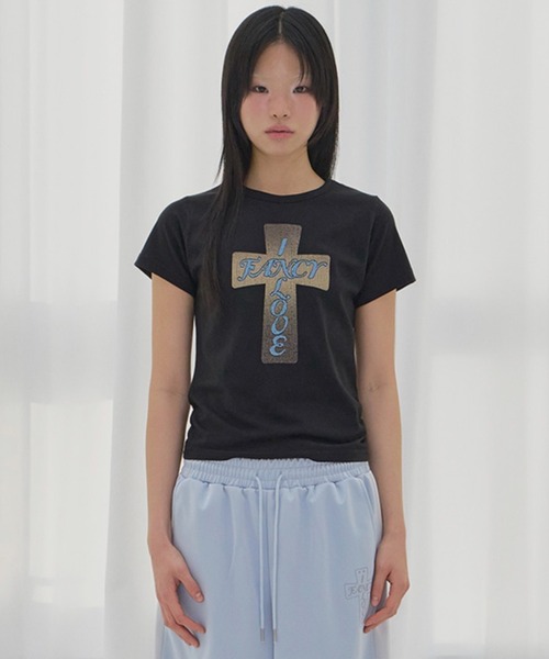 FANCY CLUB(ファンシークラブ)の「【FANCY CLUB】FROSS GLOSSY TEE / 【ファンシークラブ】フロスグロッシークロス半袖Tシャツ(Tシャツ/カットソー・レディース・ブラック/ホワイト・ONE SIZE)」の14枚目の写真
