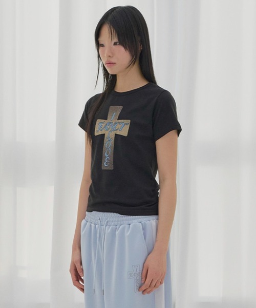 FANCY CLUB(ファンシークラブ)の「【FANCY CLUB】FROSS GLOSSY TEE / 【ファンシークラブ】フロスグロッシークロス半袖Tシャツ(Tシャツ/カットソー・レディース・ブラック/ホワイト・ONE SIZE)」の15枚目の写真