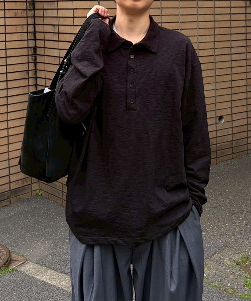 Chikashitsu +(チカシツプラス)の「【Chikashitsu +】sheer cotton polo long sleeve / 【チカシツプラス】シアーコットン長袖ポロシャツ<着用動画あり>(ポロシャツ・メンズ・チャコール/ホワイト/ブラック・ONE SIZE)」の8枚目の写真