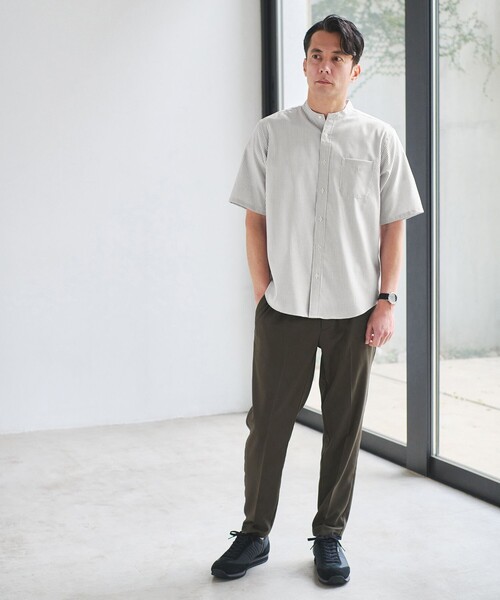 green label relaxing（グリーンレーベルリラクシング）の「W/R オックスフォード ストライプ バンドカラー 半袖 シャツ（シャツ/ブラウス・メンズ・ライトグレー/ホワイト/ダークブラウン/ライトブルー・L/S/XL/M）」の7枚目の写真