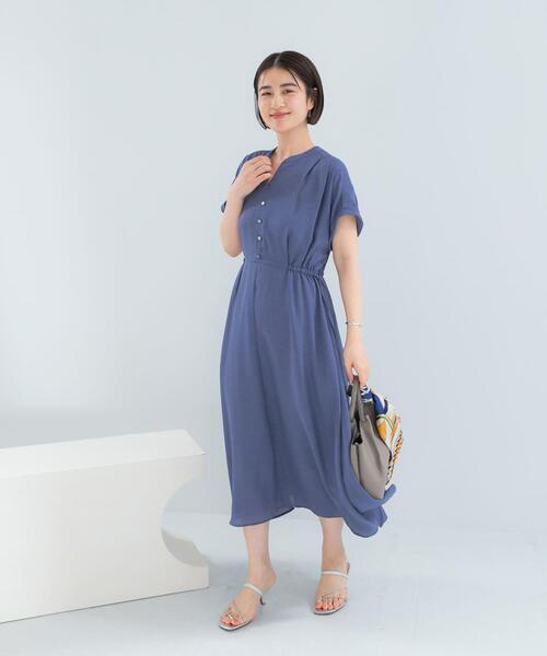 URBAN RESEARCH ROSSO WOMEN(アーバンリサーチ ロッソ)の「ウォッシャブルセミシアー2WAYネックワンピース(ワンピース・レディース・ブルー/ブラウン/ブラック・FREE)」の11枚目の写真
