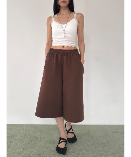 Didot.showroom（ディドット ショールーム）の「カーブライン バミューダ スウェットパンツ（スウェットパンツ・レディース・ブラック/スカイブルー/ブラウン/グレー・FREE）」の11枚目の写真