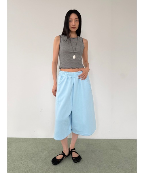Didot.showroom（ディドット ショールーム）の「カーブライン バミューダ スウェットパンツ（スウェットパンツ・レディース・ブラック/スカイブルー/ブラウン/グレー・FREE）」の14枚目の写真