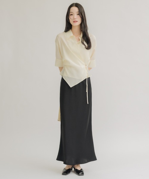 NEUNA(ヌナ)の「【着るだけでウエスト爆誕!!】カシュクールリボンハーフスリーブシャツ(シャツ/ブラウス・レディース・アイボリー/ネイビー・FREE)」の12枚目の写真