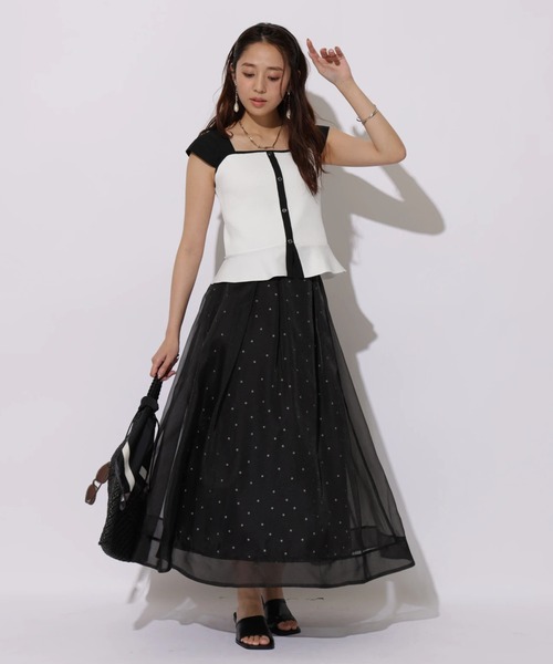 JUSGLITTY(ジャスグリッティー)の「ペプラムビスチェニット(ニット/セーター・レディース・ホワイト/レッド/ブラウン/ブラック系その他・2)」の11枚目の写真