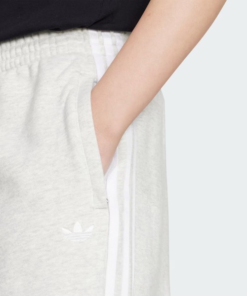adidas(アディダス)の「adidas Originals/アディダス オリジナルス/DISTRESSED SWEAT PANTS(スウェットパンツ・レディース・ブラック/グレー系その他3・M/S/XS)」の12枚目の写真