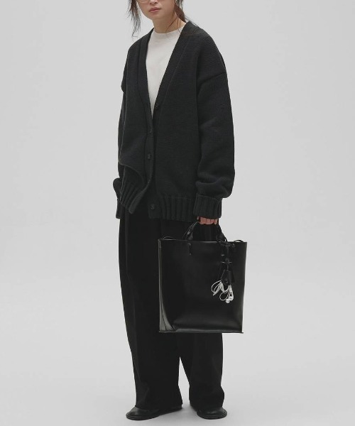 TODAYFUL(トゥデイフル)の「【TODAYFUL/トゥデイフル】Useful Leather Bag (L)/トートバッグ(ショルダーバッグ・レディース・ダークブラウン/ブラック・FREE)」の5枚目の写真