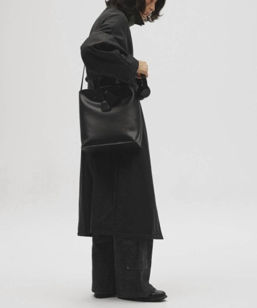 TODAYFUL(トゥデイフル)の「【TODAYFUL/トゥデイフル】Useful Leather Bag (L)/トートバッグ(ショルダーバッグ・レディース・ダークブラウン/ブラック・FREE)」の8枚目の写真