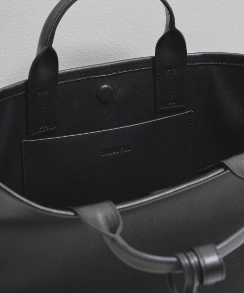 TODAYFUL(トゥデイフル)の「【TODAYFUL/トゥデイフル】Useful Leather Bag (L)/トートバッグ(ショルダーバッグ・レディース・ダークブラウン/ブラック・FREE)」の13枚目の写真