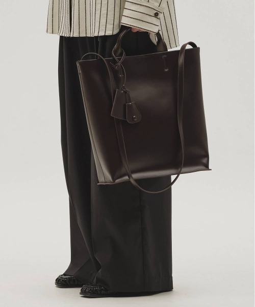 TODAYFUL(トゥデイフル)の「【TODAYFUL/トゥデイフル】Useful Leather Bag (L)/トートバッグ(ショルダーバッグ・レディース・ダークブラウン/ブラック・FREE)」の14枚目の写真