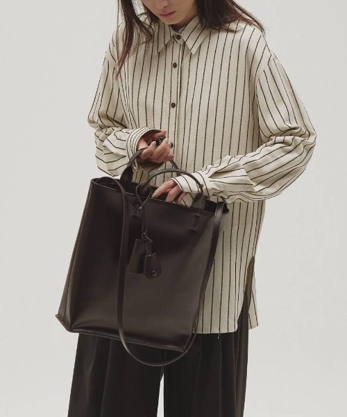 TODAYFUL(トゥデイフル)の「【TODAYFUL/トゥデイフル】Useful Leather Bag (L)/トートバッグ(ショルダーバッグ・レディース・ダークブラウン/ブラック・FREE)」の15枚目の写真