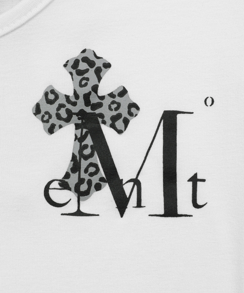 MUCENT(ムセント)の「サハラヒョウ柄クロスバックロゴUネッククルーネック半袖Tシャツ(2カラー)(Tシャツ/カットソー・レディース・ホワイト/ブラック・FREE)」の8枚目の写真