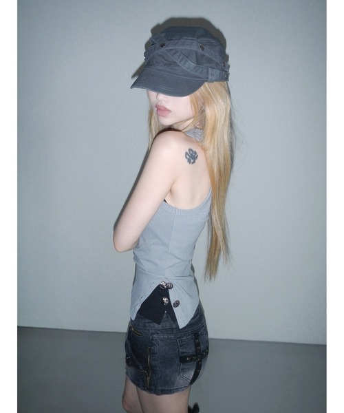 THEAIRTOWN(ジエアタウン)の「side chrome ribbed tank top(タンクトップ・レディース・ブラック/グレー・FREE)」の9枚目の写真