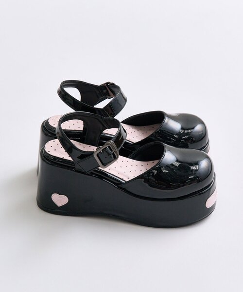 OLIVE des OLIVE(オリーブデオリーブ)の「【インフルエンサー企画】miko enamel doll shoes(ローファー・レディース・ピンク/ブラック・SMALL/LARGE/MEDIUM)」の5枚目の写真