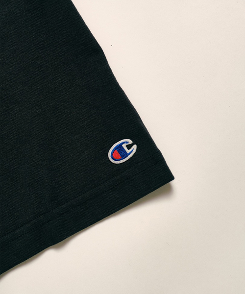 JOURNAL STANDARD relume(ジャーナルスタンダード レリューム)の「CHAMPION / チャンピオン 別注 T1011 HIGH FIVE FACTORY クラシックロゴT(Tシャツ/カットソー・メンズ・ブラック・X-LARGE/MEDIUM)」の3枚目の写真