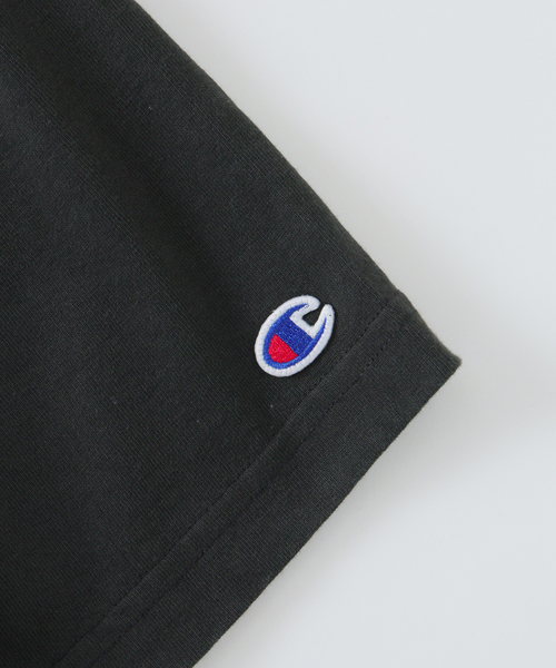 JOURNAL STANDARD relume(ジャーナルスタンダード レリューム)の「CHAMPION / チャンピオン 別注 T1011 HIGH FIVE FACTORY クラシックロゴT(Tシャツ/カットソー・メンズ・ブラック・X-LARGE/MEDIUM)」の6枚目の写真
