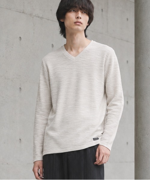 B.I.D.(ビーアイディー)の「《Bd》スラブ編み Vネック長袖カットソー(Tシャツ/カットソー・メンズ・その他/ブラック系/グレー系/ワイン系・MEDIUM/LARGE)」の2枚目の写真