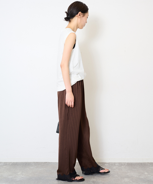 SLOBE IENA(スローブイエナ)の「グラフィックノースリーブTEE(Tシャツ/カットソー・レディース・チャコールグレー/ホワイト・FREE)」の17枚目の写真