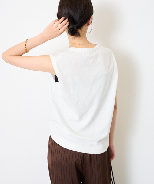 SLOBE IENA(スローブイエナ)の「グラフィックノースリーブTEE(Tシャツ/カットソー・レディース・チャコールグレー/ホワイト・FREE)」の3枚目の写真
