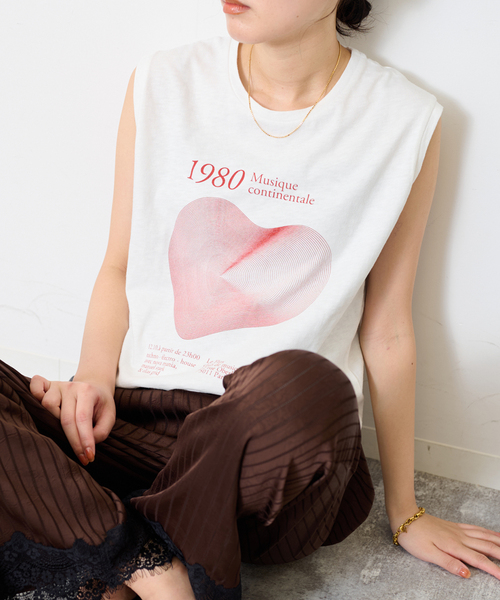 SLOBE IENA(スローブイエナ)の「グラフィックノースリーブTEE(Tシャツ/カットソー・レディース・チャコールグレー/ホワイト・FREE)」の5枚目の写真