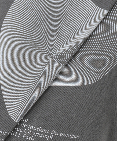 SLOBE IENA(スローブイエナ)の「グラフィックノースリーブTEE(Tシャツ/カットソー・レディース・チャコールグレー/ホワイト・FREE)」の19枚目の写真