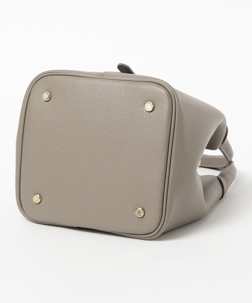 Demi-Luxe BEAMS（デミルクス ビームス）の「VIOLAd’ORO / TRERO 縦型 クロア ショルダーバッグ M（トートバッグ・レディース・ブラック/カーキ・ONE SIZE）」の10枚目の写真
